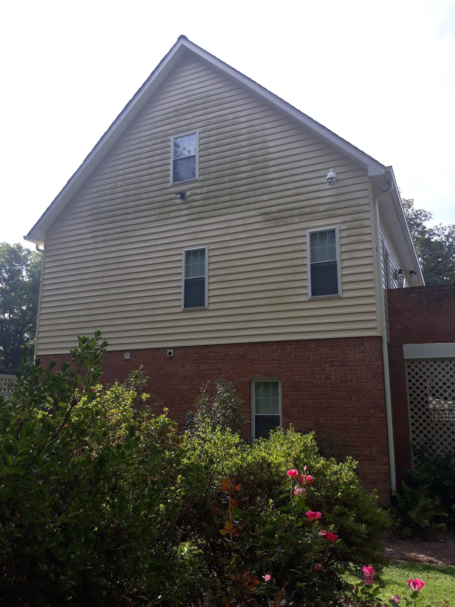 House Power Washing Before Picture in Sandston, VA 23231
